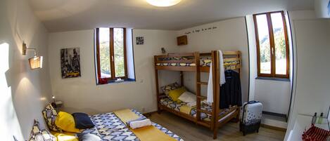 4 bedrooms, iron/ironing board, travel cot, WiFi