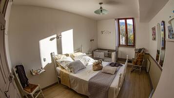 4 bedrooms, iron/ironing board, travel crib, WiFi