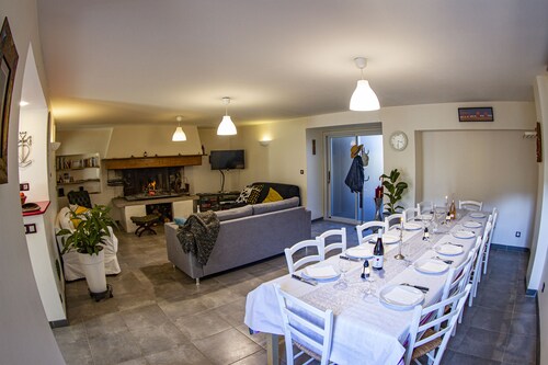 Gite 15 personnes avec piscine privée