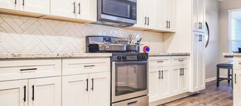 Spacious 7 bedroom home. Family-friendly location.