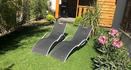Chalet VIP mit privatem Jacuzzi und Garten