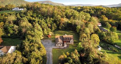 Luxury Lodge Fire Pit, Hot Tub, & Sauna