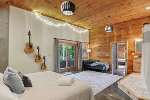 2 chambres, fer et planche à repasser, Wi-Fi gratuit, draps fournis