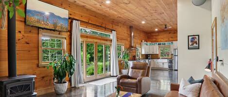 تلفزيون ذكي