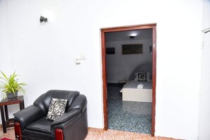 2 bedrooms, WiFi - Private House in Tangalle (Tangalle)