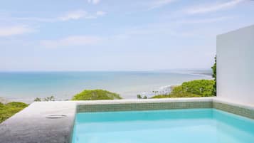 Kolam renang outdoor