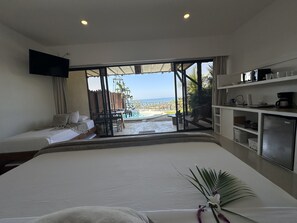 Sunset Suite Ocean View Private Pool | Memory foam beds, individually decorated, individually furnished - Akua Ocean View Suites (Tárcoles)