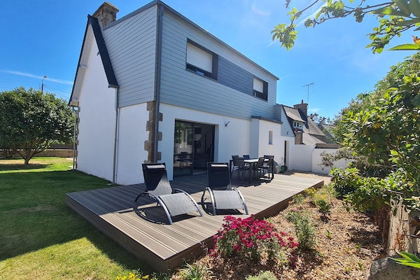 Arrière de la maison vue sur mer