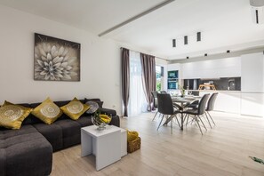 Luxury Villa, 3 Bedrooms, Private Pool, Sea View | Living area | 100-cm TV with satellite channels - Villa Rossa (Pasman)