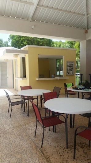 Restauration extérieure