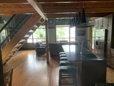 Lake Movil Sunrise Cabin (6 miles north of Bemidji)