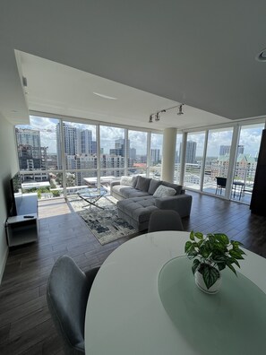 Interior - Luxury Apartment In Ft Lauderdale (Fort Lauderdale)