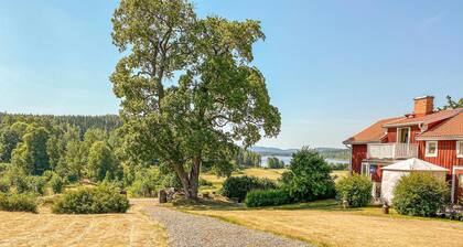 Tolles Haus in Kisa mit Küche