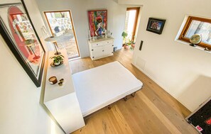 3 soverom, strykejern/-brett og wi-fi (inkludert)