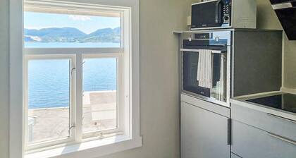 Cozy home in Kristiansund with WiFi