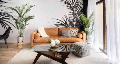 Quiet one level condo near pool and walkable to downtown!