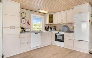 Kühlschrank, Ofen, Herdplatte, Geschirrspüler