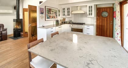 Nice home in Styrsö with sauna