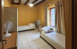 2 slaapkamers, reisbedje, gratis wifi