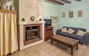 Televisie en een open haard