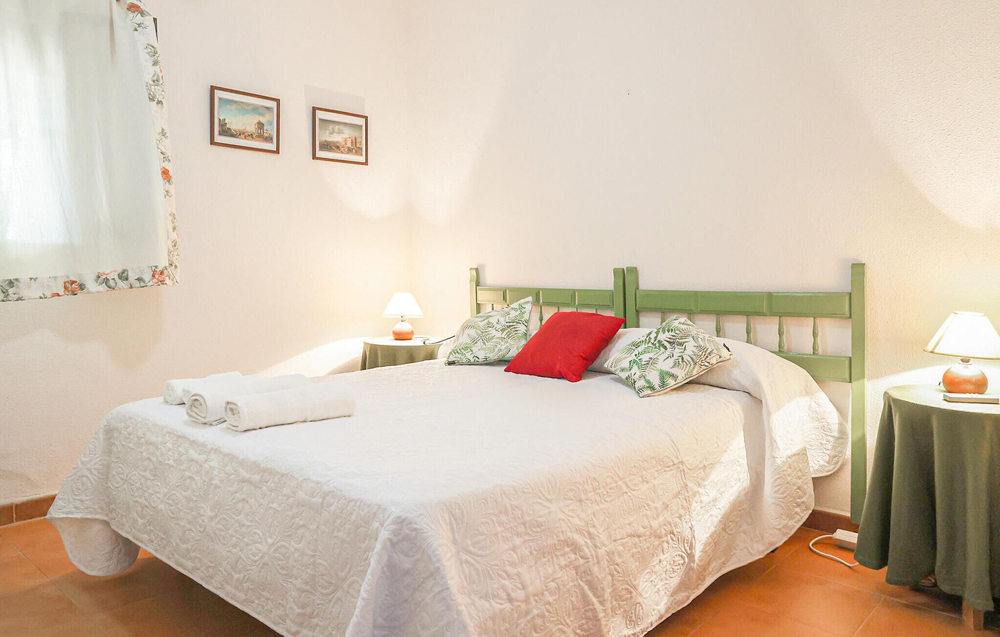 3 habitaciones, wifi gratis y ropa de cama 