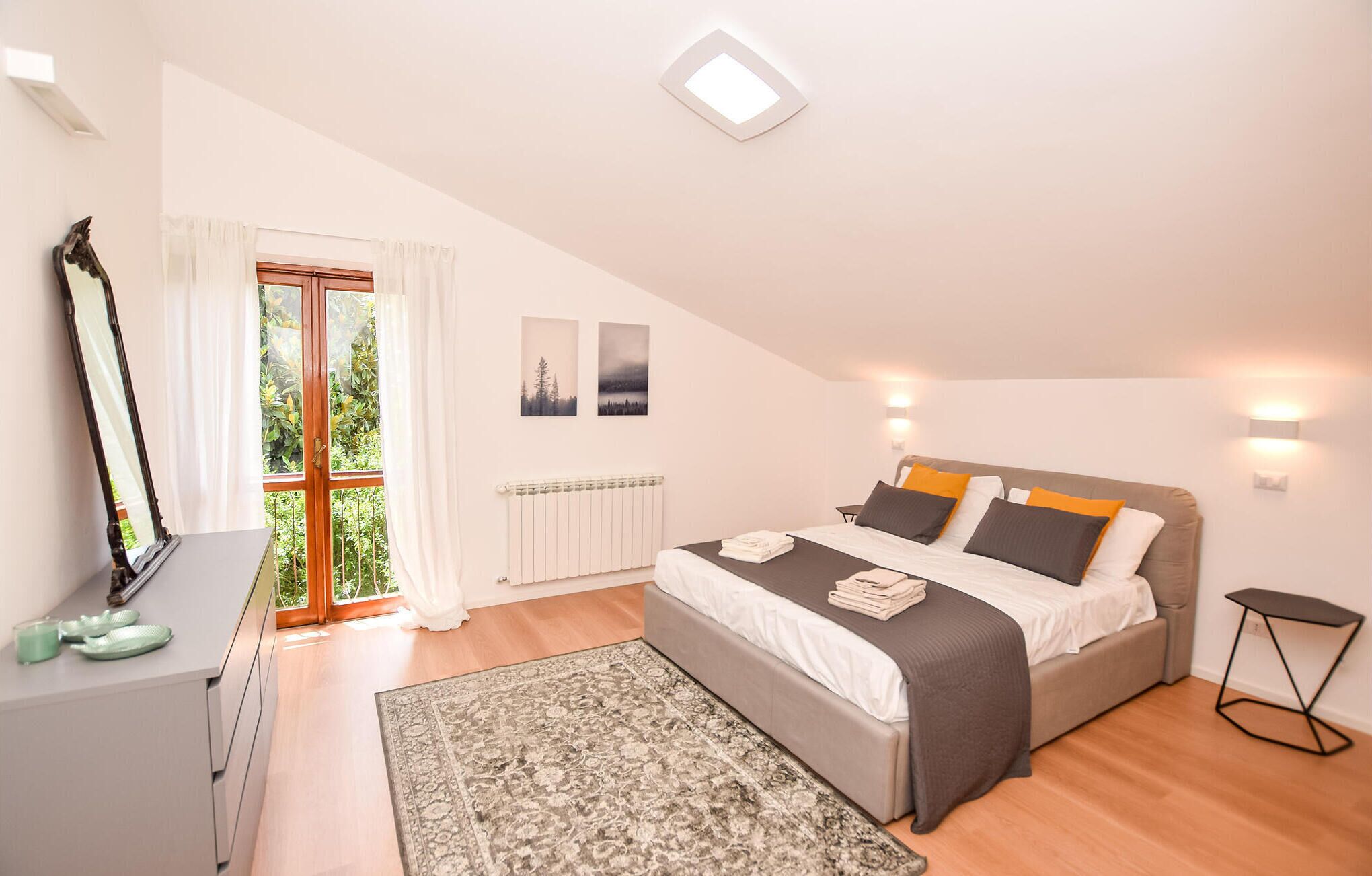 4 camere, culla da viaggio, accesso a Internet, lenzuola