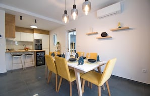 Dining - Beautiful home in Bast (Bast)
