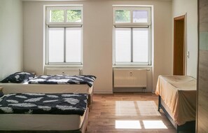2 bedrooms