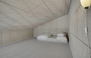 4 bedrooms, free WiFi