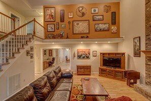 Interior - Sensational Group Getaway (Lexington)