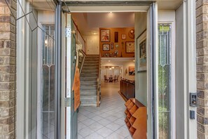 Unclassified image, 3 of 40, button - Sensational Group Getaway (Lexington)