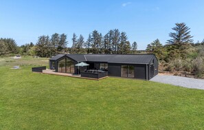 Exterior - Beautiful home in Hjørring with sauna (Hjørring)