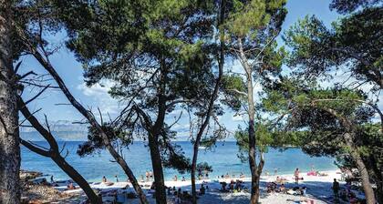 2 bedroom stunning apartment in Supetar