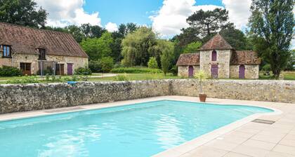 Lovely home in Mauvières
