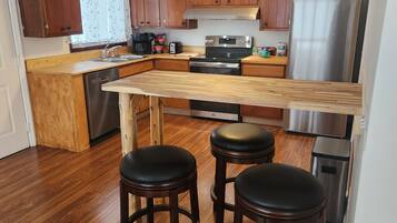 Microwave, oven, dishwasher