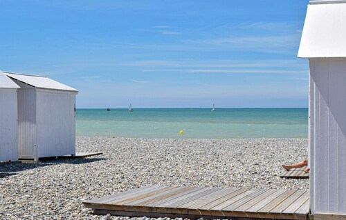 2 bedroom nice apartment in Mers-les-Bains