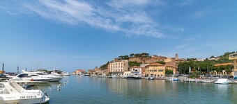 Nice home in Castiglione della Pesc