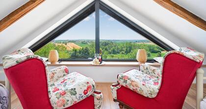 Lovely home in Kapela