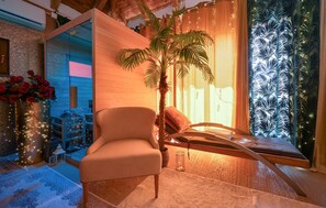 Spa - Stunning apartment in Turcin with sauna (Turcin)