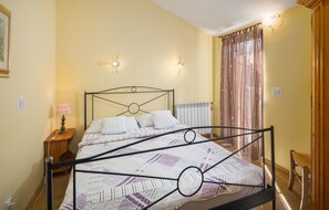 2 bedrooms, free WiFi, bed sheets - Gorgeous apartment in Porec (Porec)