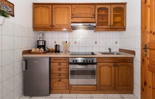 Awesome home in Dragovanscak with sauna