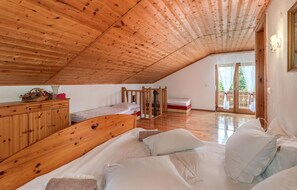 2 chambres, lit parapluie, Wi-Fi gratuit, draps fournis