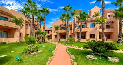 Awesome apartment in Los Alcázares with WiFi