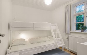 2 bedrooms, free WiFi