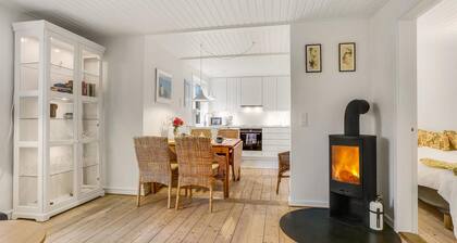Gorgeous home in Strandby with WiFi