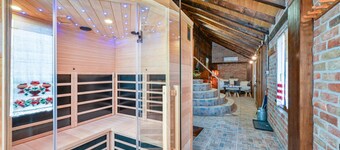 Beautiful home in Sovari with sauna