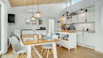 Refrigerador, horno, parrilla de estufa y lavavajillas