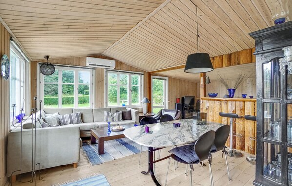 Interior - 3 bedroom gorgeous home in Vig (Vig)