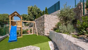 Children’s area - Gorgeous home in Glavina Donja (Glavina Donja)
