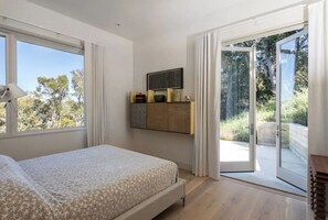3 slaapkamers, een bureau, gratis wifi, beddengoed
